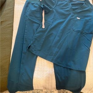 Teal scrub set